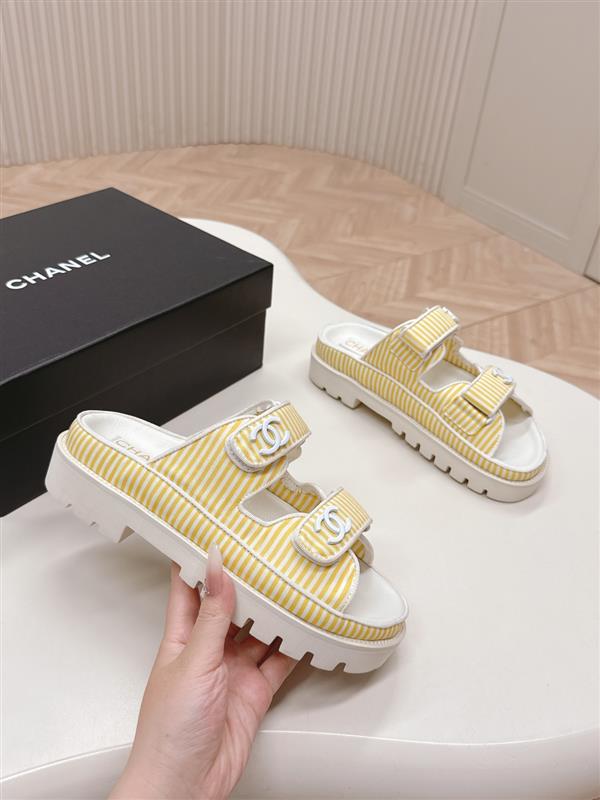 20251128184436892 280